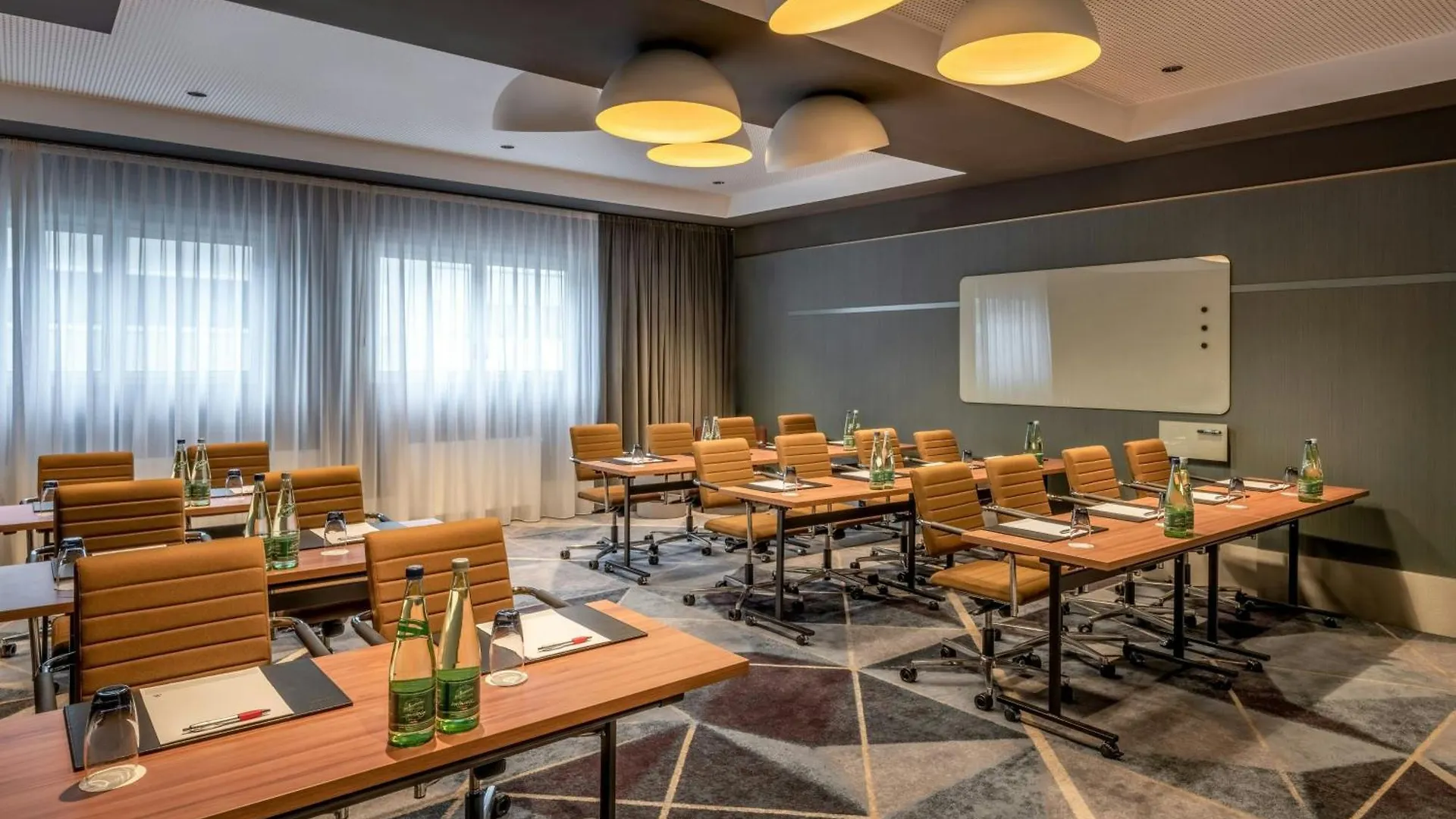 Frankfurt Marriott Hotel Fráncfort del Meno 5*,